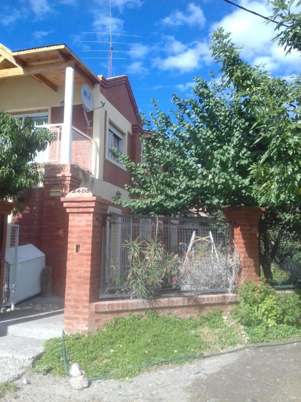 Casa De Franchesca Hostel Trelew Dış mekan fotoğraf